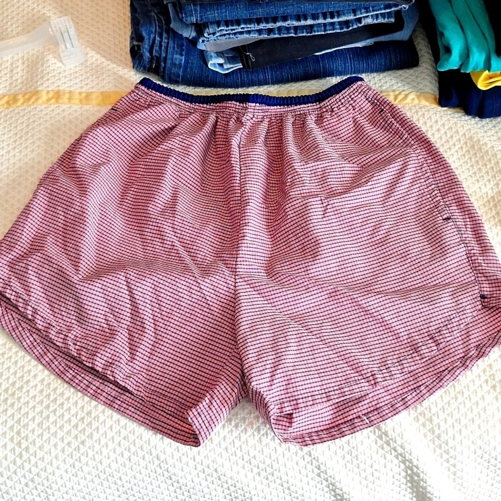 TEK GEAR PINK AND BLUE SHORTS SIZE SMALL